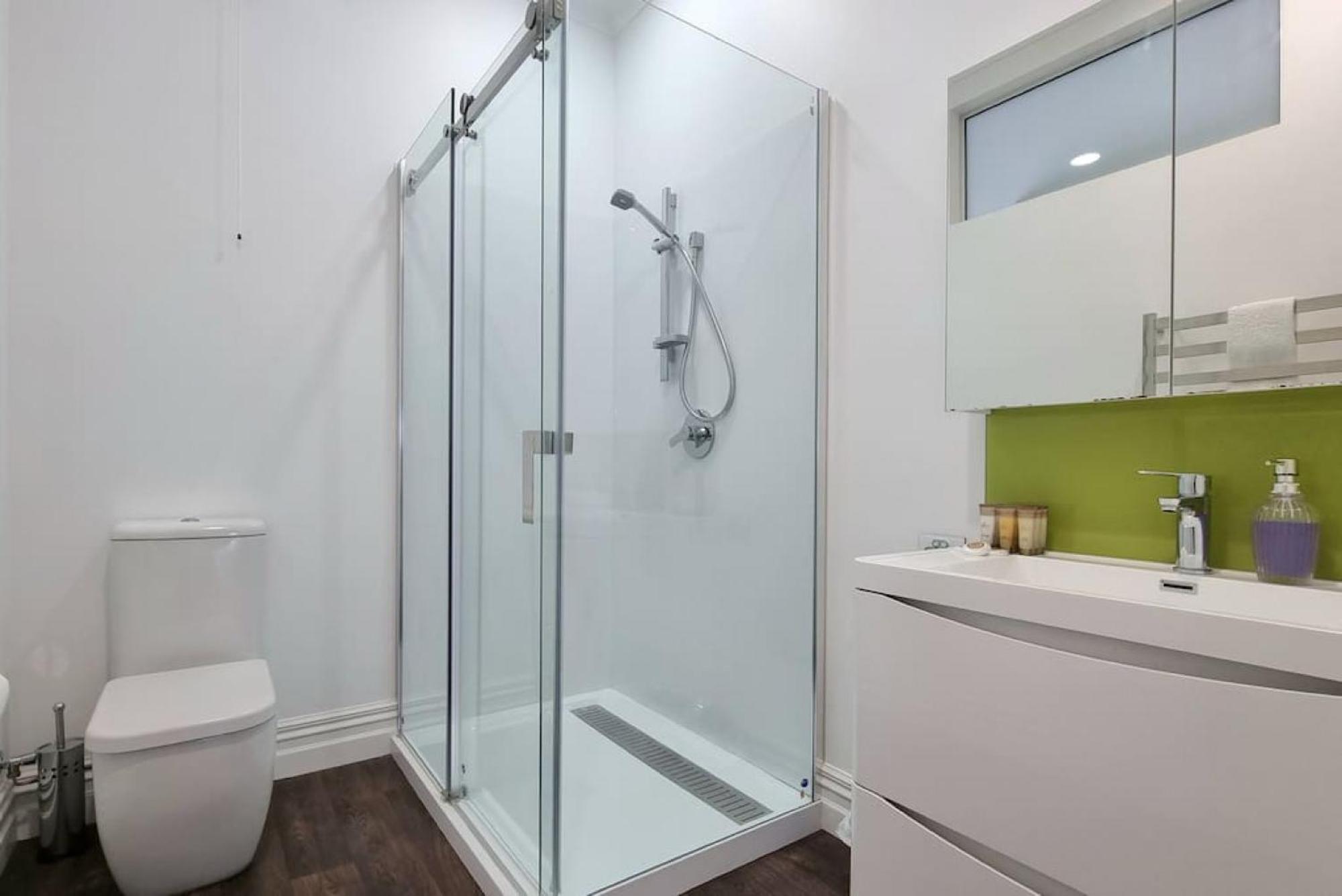 Central Auckland 5-Bedroom Villa With Free Parking 外观 照片