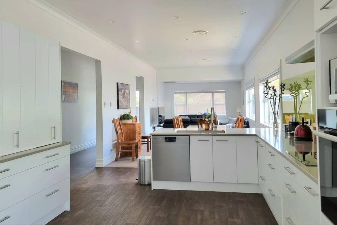 Central Auckland 5-Bedroom Villa With Free Parking 外观 照片